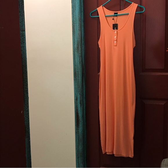 TongKiKi Dress - Picture 1 of 7